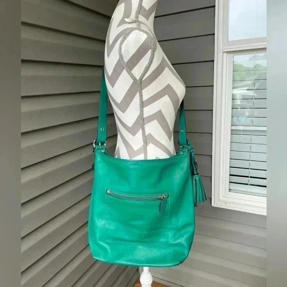 Coach Green Heritage Hobo With Adjustable should strap .